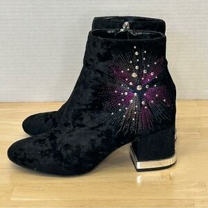 Design Lab Lord & Taylor 'Aunti' Embellished Embroidered Boots/Size 7.5M